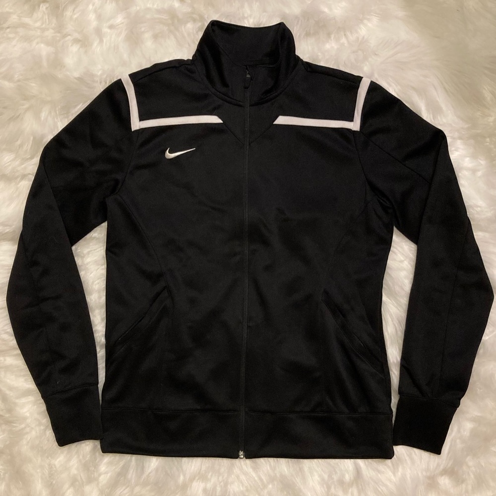 Nike NWOT Dri-Fit Long Sleeve Black Jacket Large